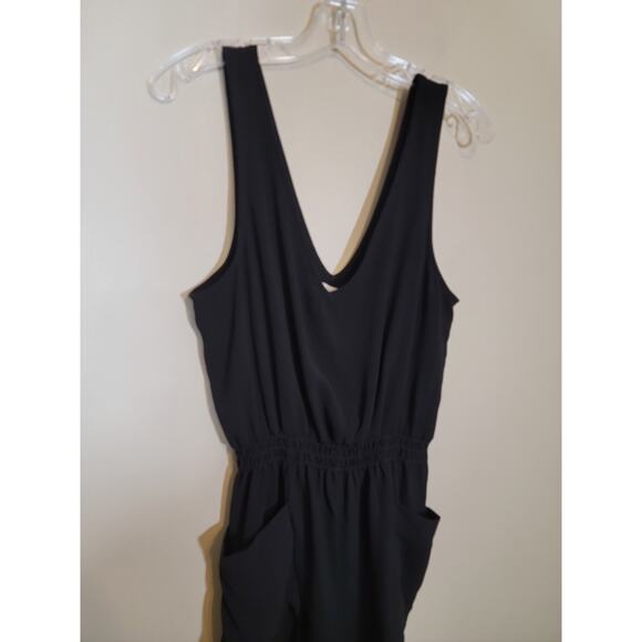 Silence + Noise Crepe Front-Pocket Romper Elastic Waist Lightweight Black Medium - Picture 2 of 6